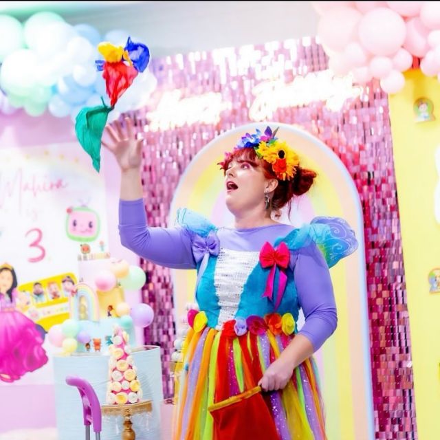 Every colour of the rainbow! 🌈

Thanks @memorymakersmelbourne 

#melbournekidsparties #rainbow #kidspartiesmelbourne #rainbowlife #melbournemums #melbournemum #melbournemumsgroup #fairy #melbourneevents #fairyfreckles #fairyfrecklesandfriends #funfairy