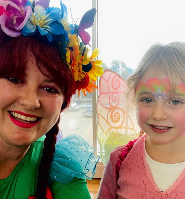 Fairy friends 🧚‍♀️💚💫

#melbournekidsparties #fairyparty #kidspartiesmelbourne #melbournemums #melbournemum #melbournemumsgroup #fairy #melbourneevents #fairyfreckles #fairyfrecklesandfriends #funfairy